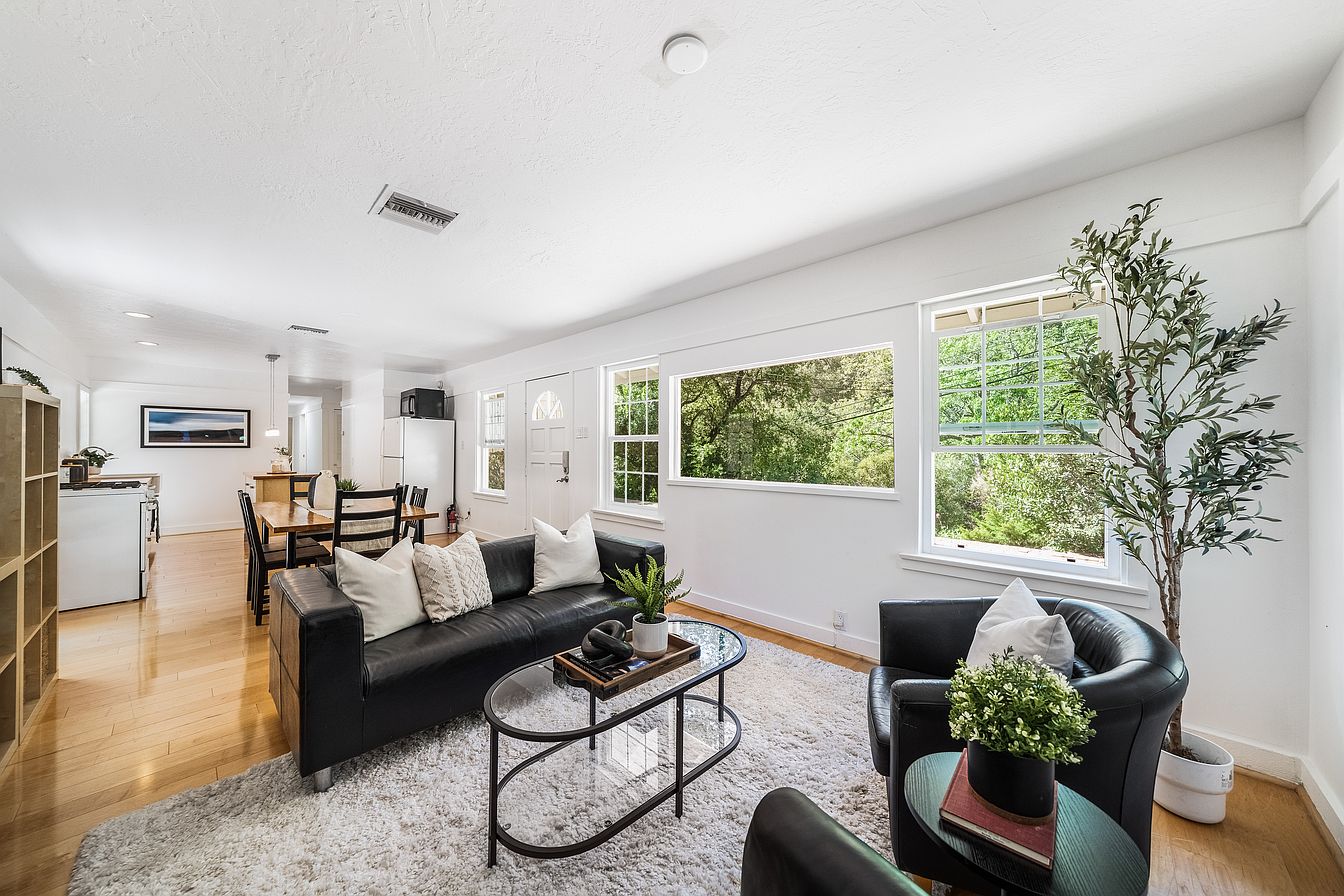 be262b6f566e47e21d711311dad5f8ab-uncropped_scaled_within_1344_1008