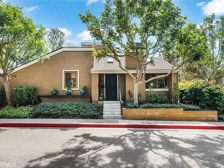 96c0953c70c5ab8d2a7662baeeca6a5c-cc_ft_768