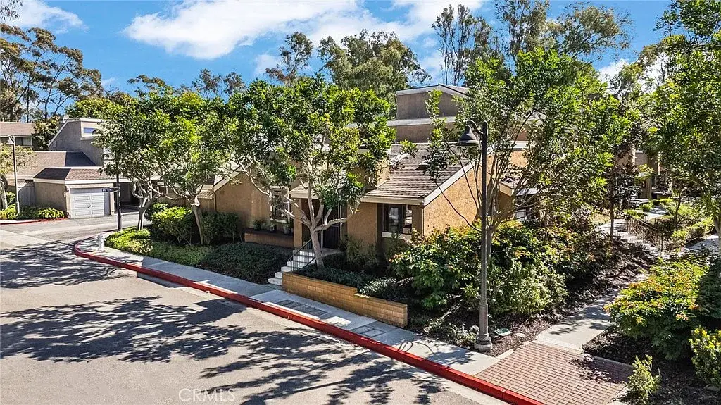 e2eb8c551fd436b7c79f72d57de7a2a5-cc_ft_1536