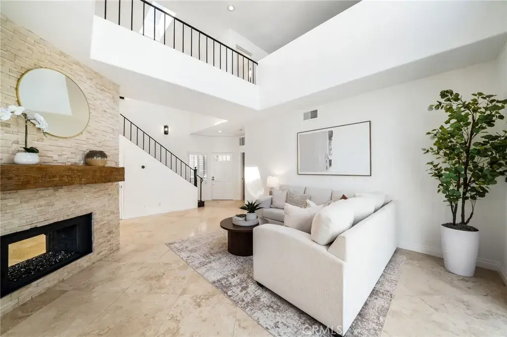 84 Hawaii Drive15