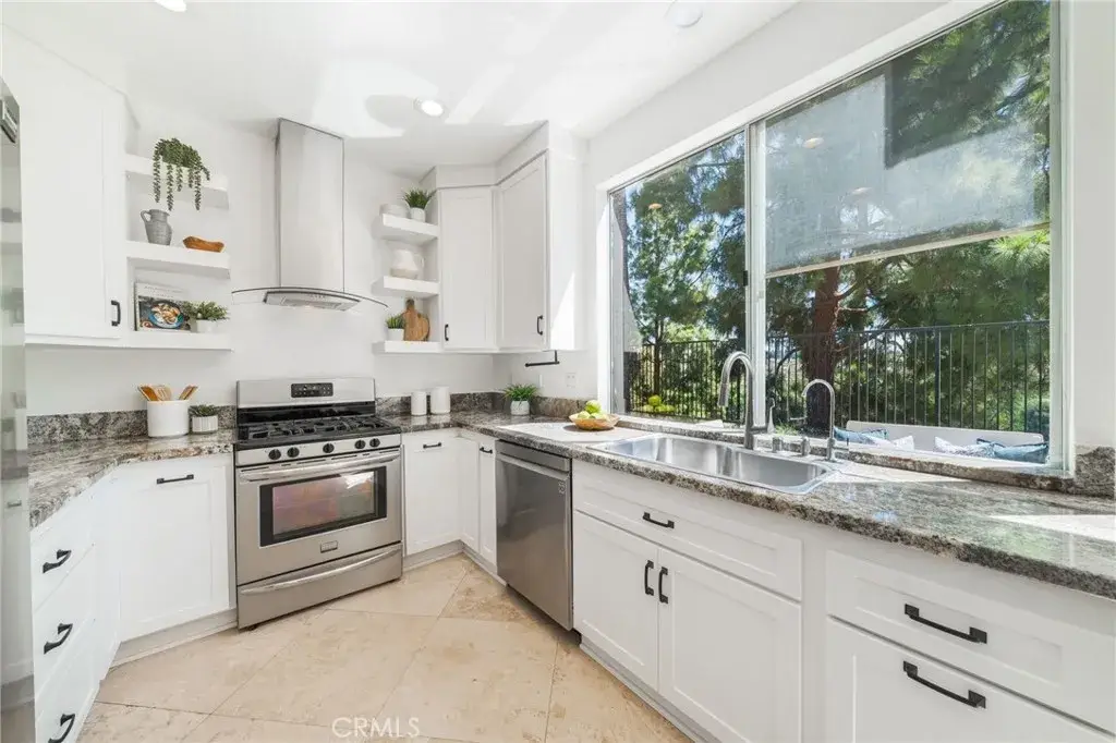 84 Hawaii Drive22